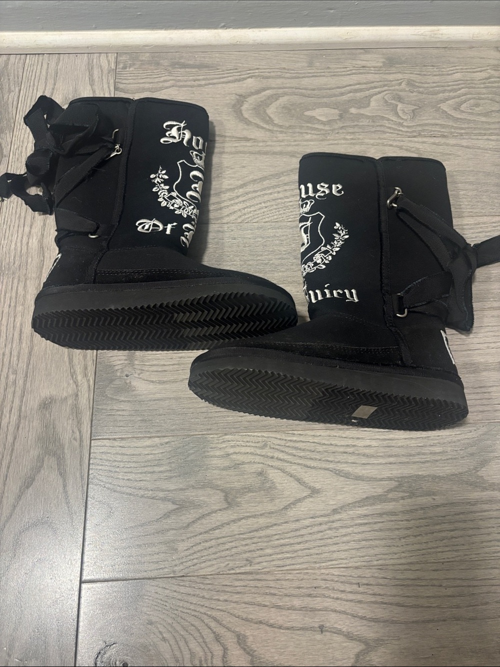 Kids Y2K Juicy Couture Black Jersey Knit Faux Suede Boots with White Embroidery
